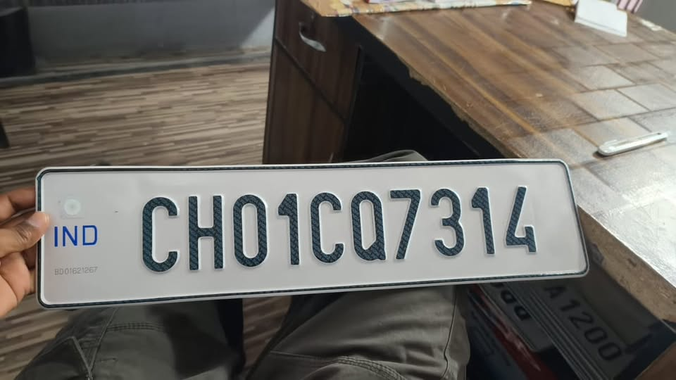 Slim font vehicle number plate